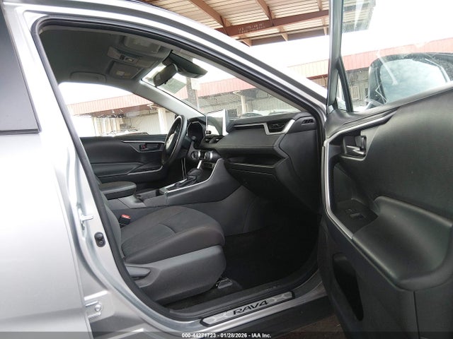 2T3LWRFV1RW238242 Toyota Rav4 Hybrid Le
