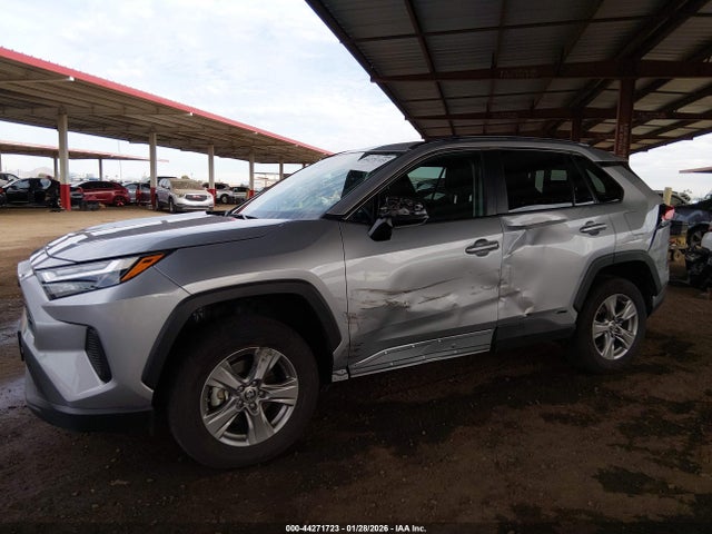 2T3LWRFV1RW238242 Toyota Rav4 Hybrid Le
