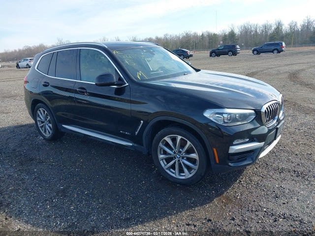44271735 :رقم المزاد ، 5UXTR9C53JLD61464 vin ، 2018 Bmw X3 Xdrive30i مزاد بيع
