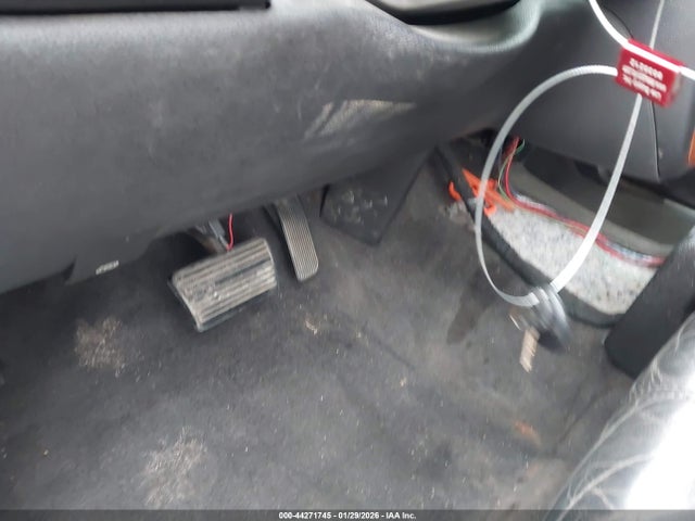 44271745 :رقم المزاد ، 1GNFC13087R146873 vin ، 2007 Chevrolet Tahoe Ltz مزاد بيع