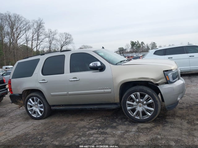 44271745 :رقم المزاد ، 1GNFC13087R146873 vin ، 2007 Chevrolet Tahoe Ltz مزاد بيع