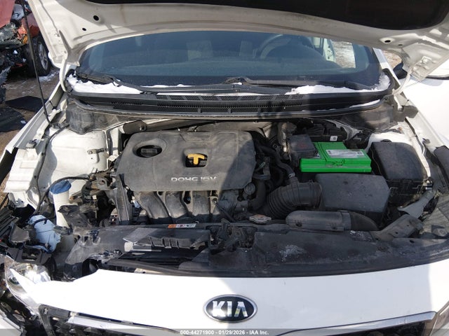 Aukcja sprzedaży 2017 Kia Forte Lx, vin: 3KPFK4A71HE078927, numer aukcji: 44271900