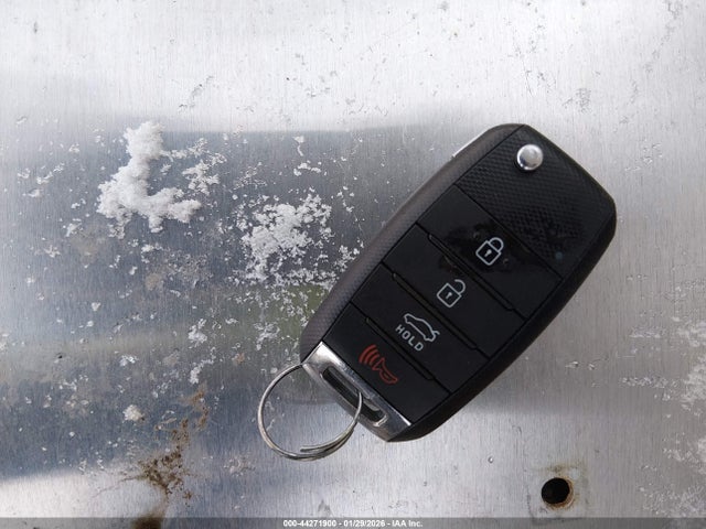 Aukcja sprzedaży 2017 Kia Forte Lx, vin: 3KPFK4A71HE078927, numer aukcji: 44271900