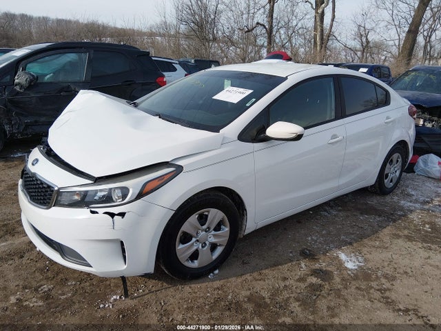 Aukcja sprzedaży 2017 Kia Forte Lx, vin: 3KPFK4A71HE078927, numer aukcji: 44271900