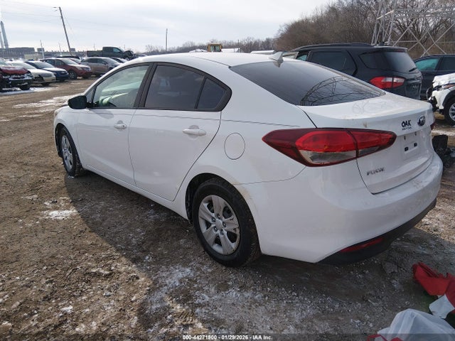 Aukcja sprzedaży 2017 Kia Forte Lx, vin: 3KPFK4A71HE078927, numer aukcji: 44271900