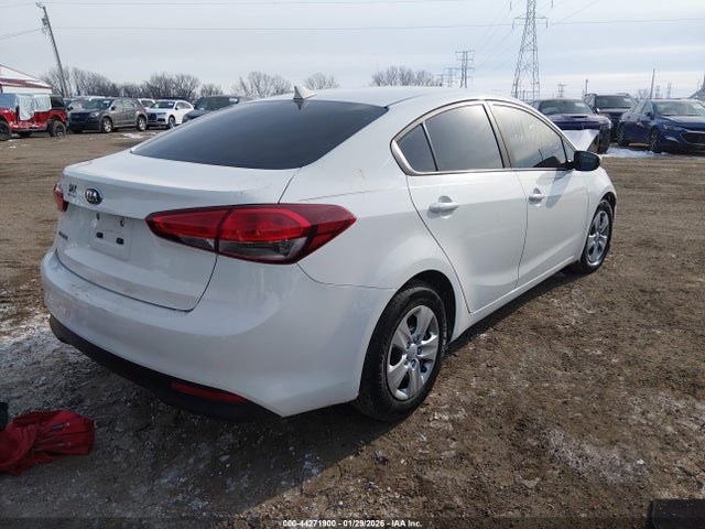 Aukcja sprzedaży 2017 Kia Forte Lx, vin: 3KPFK4A71HE078927, numer aukcji: 44271900