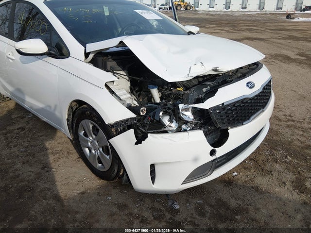 Aukcja sprzedaży 2017 Kia Forte Lx, vin: 3KPFK4A71HE078927, numer aukcji: 44271900