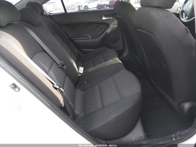 Aukcja sprzedaży 2017 Kia Forte Lx, vin: 3KPFK4A71HE078927, numer aukcji: 44271900