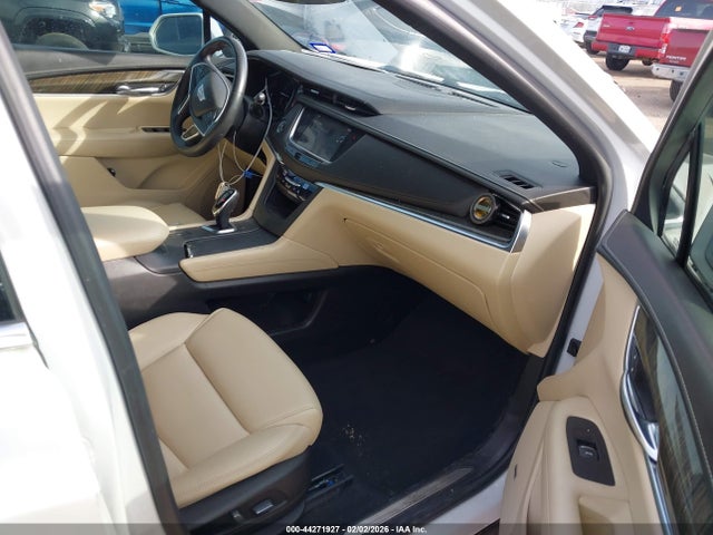 2017 CADILLAC XT5 1GYKNARS6HZ204730 Photo 4