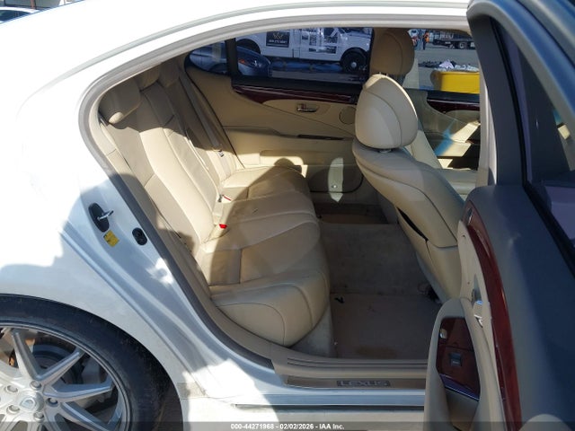 44271968 :رقم المزاد ، JTHGL46F175018799 vin ، 2007 Lexus Ls 460 L مزاد بيع