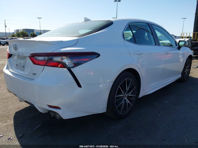 4T1G11AK7MU419412 Toyota CAMRY SE