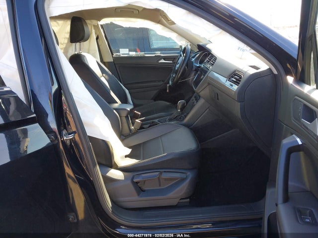 Aukcja sprzedaży 2019 Volkswagen Tiguan 2.0t Se/2.0t Sel/2.0t Sel R-line/2.0t Sel R-line Black, vin: 3VV3B7AX2KM082889, numer aukcji: 44271978