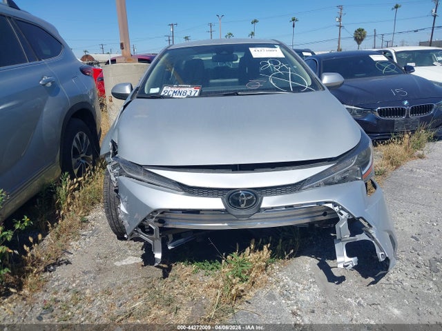 JTDEPMAE3N3025600 Toyota COROLLA LE