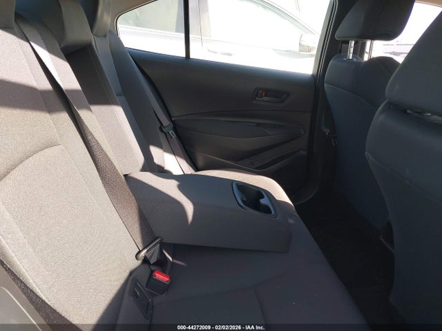 JTDEPMAE3N3025600 Toyota COROLLA LE