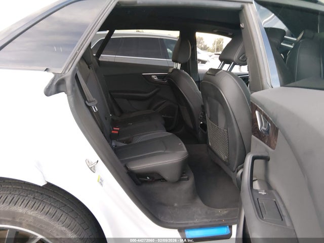 2021 AUDI Q8 WA1EVAF17MD028402 Photo 7