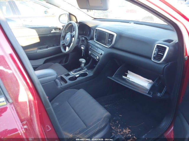 KNDPMCAC9L7675841 KIA Sportage Lx