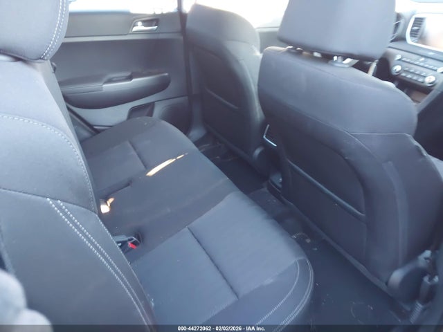 KNDPMCAC9L7675841 KIA Sportage Lx