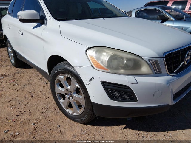 2013 Volvo Xc60 3.2 Premier მანქანა იყიდება აუქციონზე, vin: YV4952DZ8D2429018, აუქციონის ნომერი: 44272067