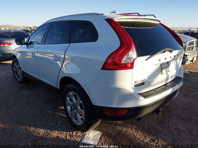 2013 Volvo Xc60 3.2 Premier მანქანა იყიდება აუქციონზე, vin: YV4952DZ8D2429018, აუქციონის ნომერი: 44272067