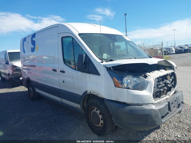 Ford Transit-150 2018 1FTYE2CM1JKA61958 Image 13