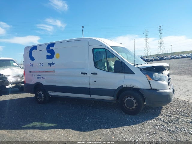 Ford Transit-150 2018 1FTYE2CM1JKA61958 Image 5