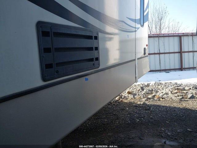 2020 Keystone Cougar 368 მანქანა იყიდება აუქციონზე, vin: 4YDF36823L2501657, აუქციონის ნომერი: 44272087