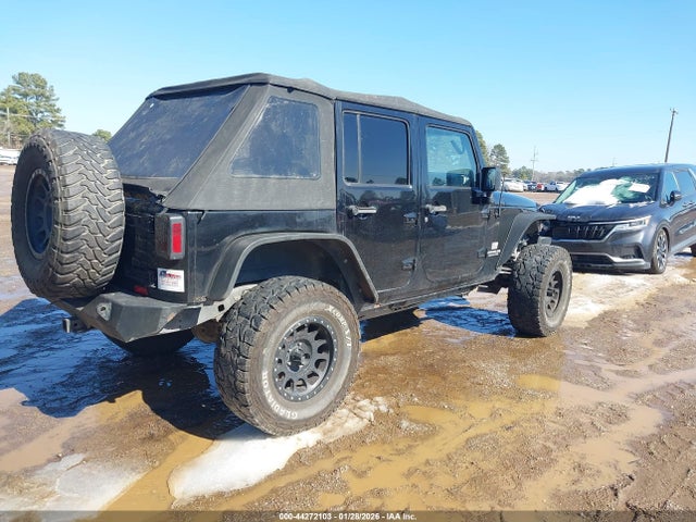 2013 JEEP WRANGLER UNLIMITED 1C4BJWEG3DL513522 Photo 3