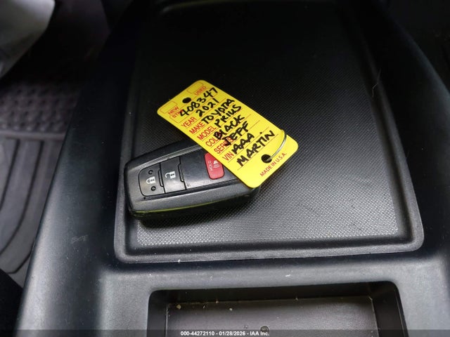 JTDKAMFU9M3128068 Toyota Prius Le