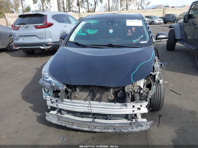 JTDKAMFU9M3128068 Toyota Prius Le