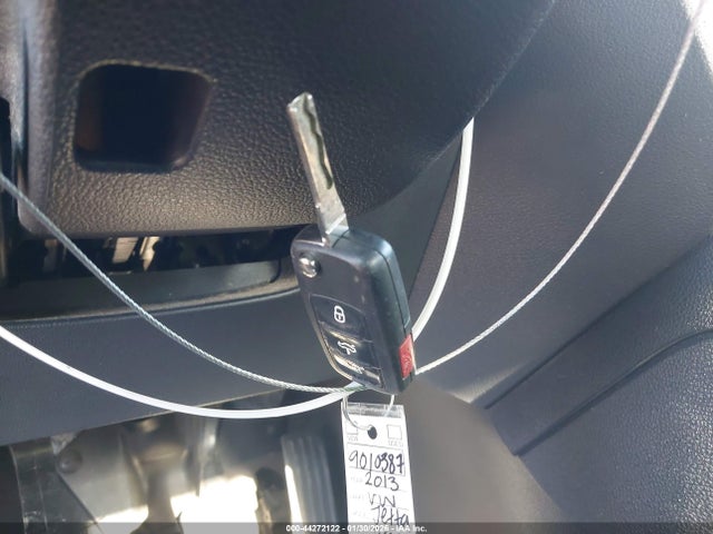 2013 Volkswagen Jetta 2.0l S მანქანა იყიდება აუქციონზე, vin: 3VW1K7AJXDM285269, აუქციონის ნომერი: 44272122