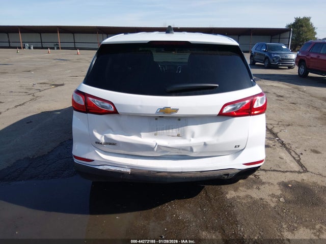 2GNAXJEV5J6188587 Chevrolet EQUINOX LT