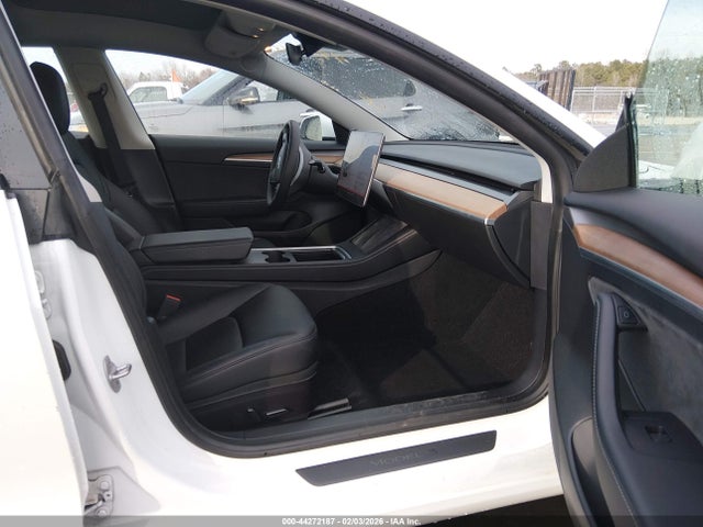 2022 TESLA MODEL 3 5YJ3E1EB1NF246305 Photo 4
