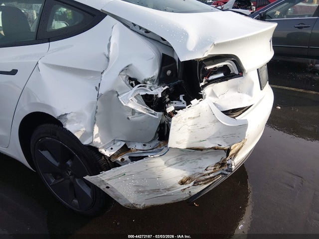 2022 TESLA MODEL 3 5YJ3E1EB1NF246305 Photo 5