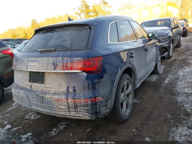 44272227 :رقم المزاد ، WA1CAAFY9M2043849 vin ، 2021 Audi Q5 Prestige 45 Tfsi Quattro S Tronic مزاد بيع
