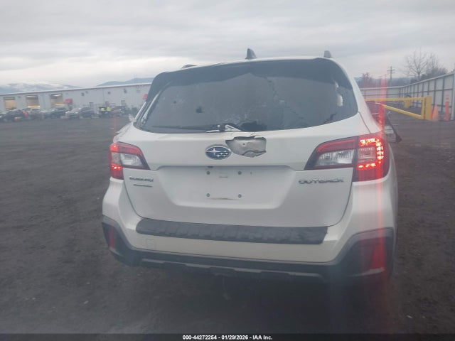 Продаж на аукціоні авто 2019 Subaru Outback 2.5i Touring, vin: 4S4BSATCXK3345676, номер лоту: 44272254
