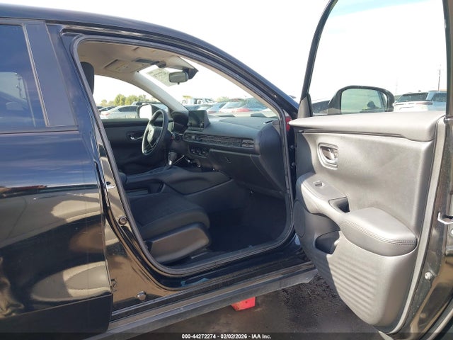 2024 HONDA HR-V 3CZRZ1H37RM756527 Photo 4