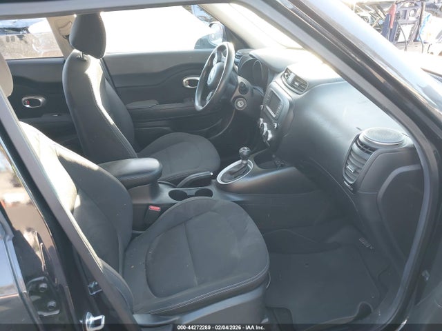 KNDJN2A28H7484861 KIA Soul