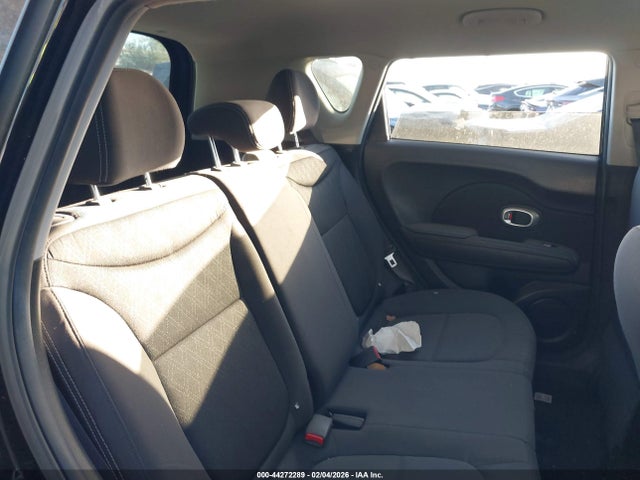 KNDJN2A28H7484861 KIA Soul