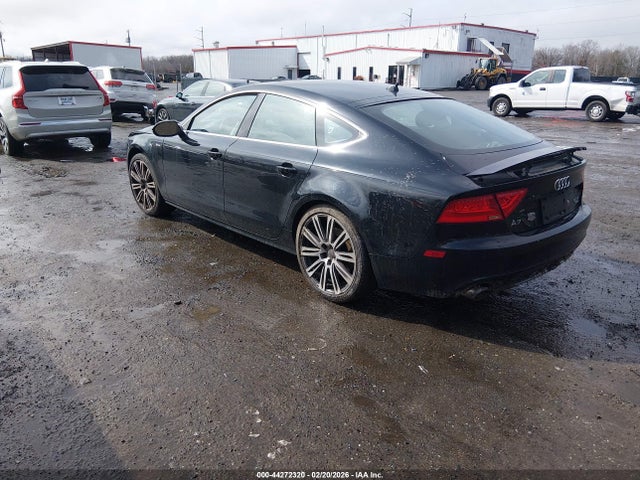 2012 AUDI A7 WAUYGAFC3CN071784 Photo 2
