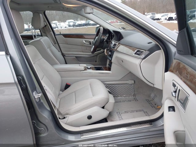 44272325 :رقم المزاد ، WDDHF8JBXEA835207 vin ، 2014 Mercedes-benz E 350 4matic مزاد بيع