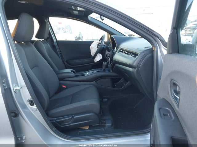 3CZRU6H17NM723905 Honda Hr-v Awd Sport
