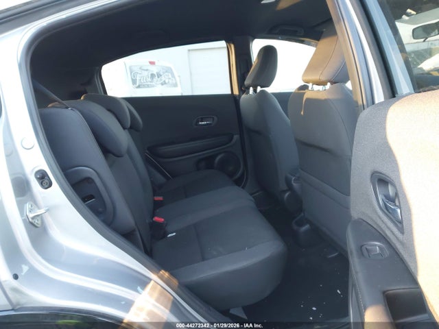 3CZRU6H17NM723905 Honda Hr-v Awd Sport
