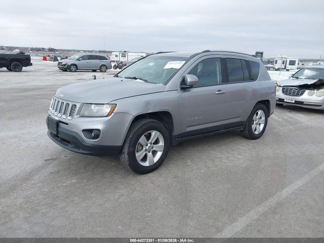 1C4NJDEB1GD646039 Jeep Compass Latitude