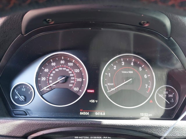 WBA8B9G5XJNU96929 BMW 330I