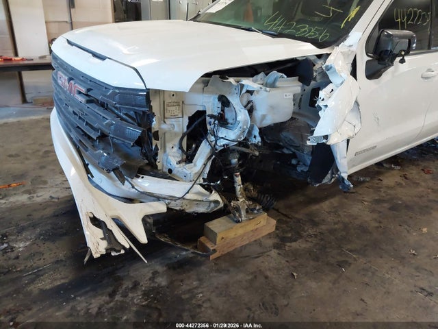 3GTUUCED4SG210179 GMC Sierra 1500 4wd Short Box Elevation With 3sb