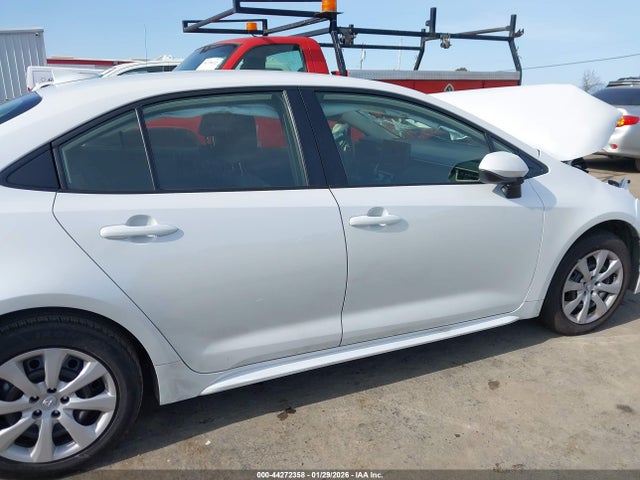 Toyota COROLLA LE 2026 JTDB4MEEXT3035236 Image 14