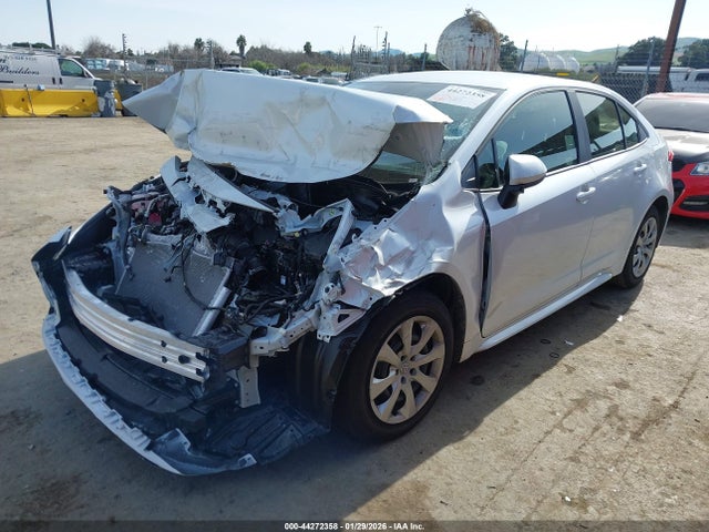 Toyota COROLLA LE 2026 JTDB4MEEXT3035236 Image 2
