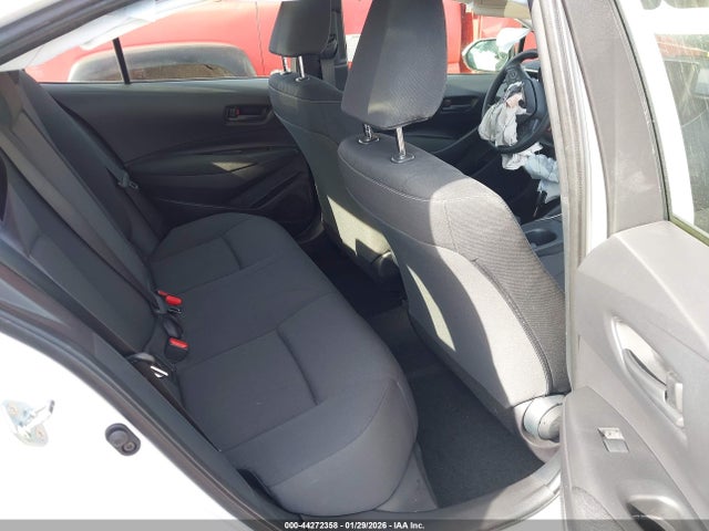 Toyota COROLLA LE 2026 JTDB4MEEXT3035236 Image 8