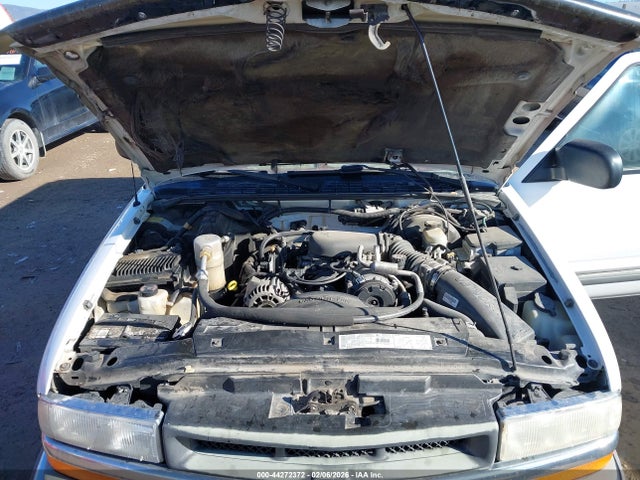 2000 CHEVROLET BLAZER 1GNDT13WXY2220915 Photo 9