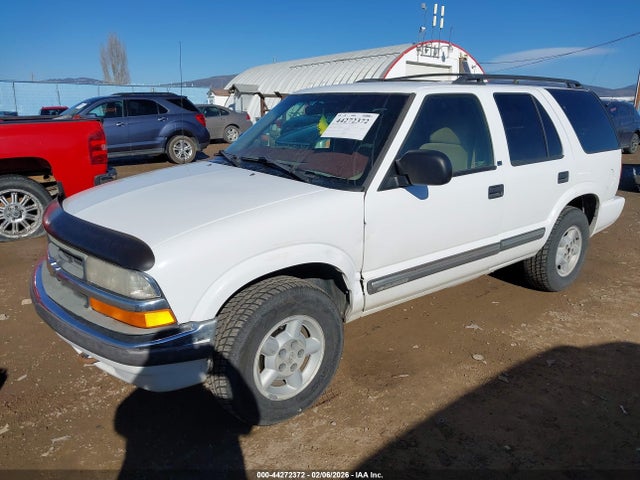2000 CHEVROLET BLAZER 1GNDT13WXY2220915 Photo 1